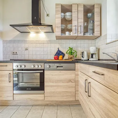 Stoertebeckerstrasse 14 - 6 公寓 青斯特